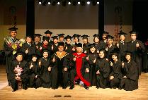 2013학년도 비즈니스전공 학위수여식(첫번째 정규 졸업) 기념