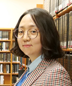  안 소 연 교수